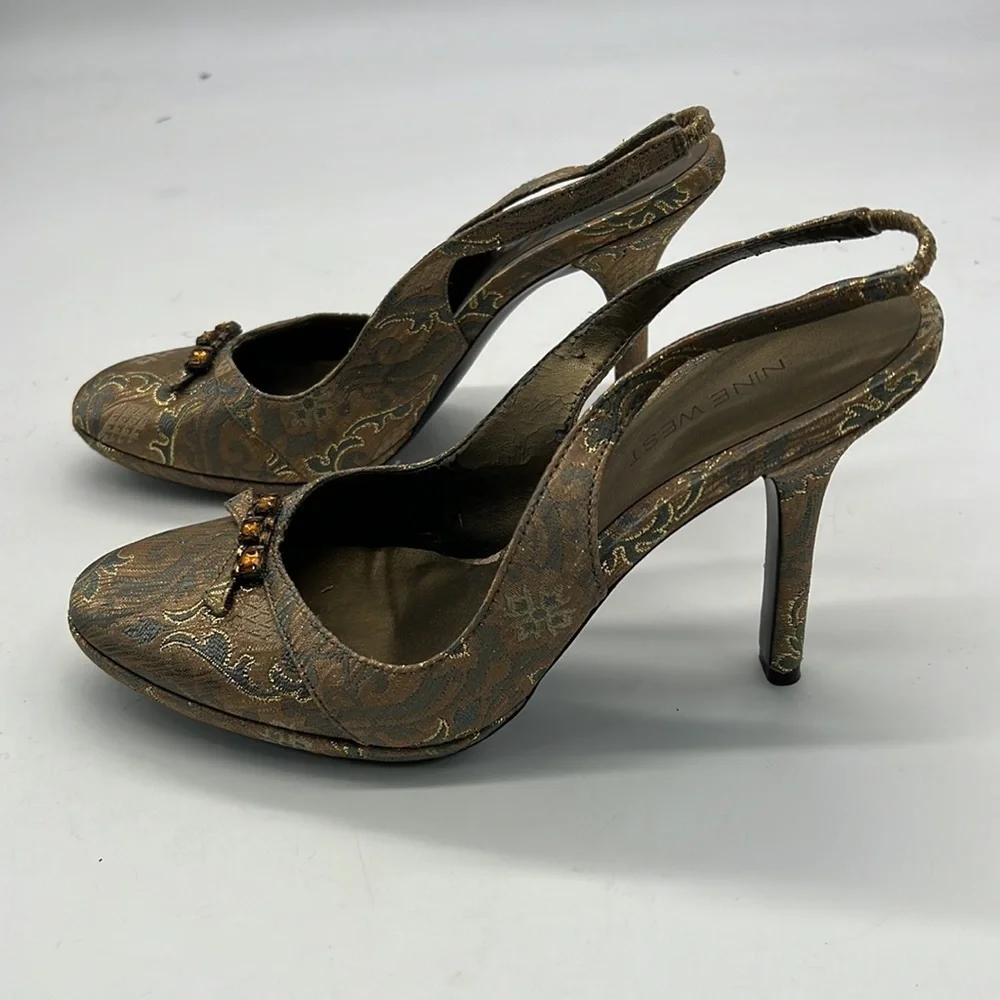 Nine West Dress Heels with Sling Back Heel size 9.5 M